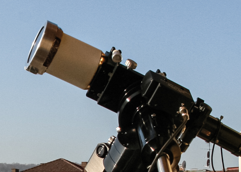 80 mm Apertur 500 mm Focals Länge Astronomie Refraktor Monokular-Teleskope mit Stativ Astronomisches Teleskop 2 x Okular und Tragetasche für Kinder Erwachsene Pädagogisch 
